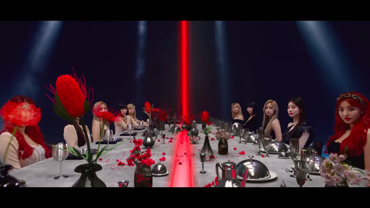 cuplikan MV I Can't Stop Me dari TWICE (YouTube.com/JYP Entertainment)